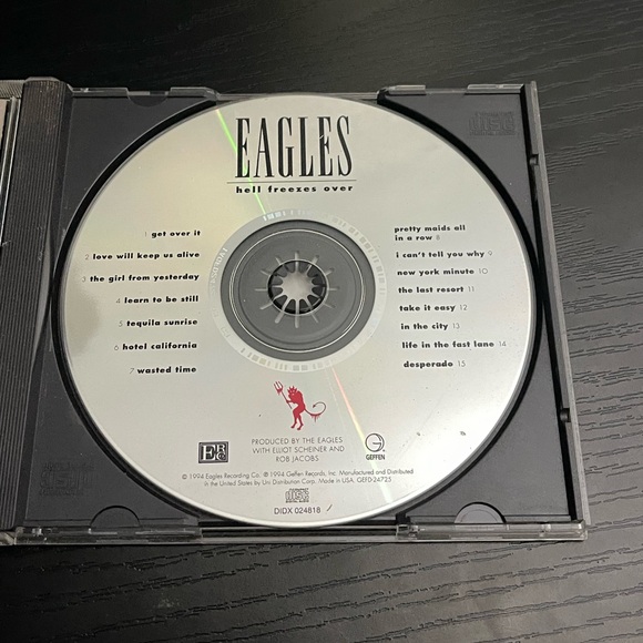 Eagles 'Hell Freezes Over' CD (2 Copies) - Picture 7 of 8
